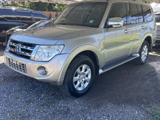 2014 Mitsubishi Pajero