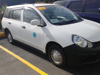 2013 Nissan AD Wagon for sale in Kingston / St. Andrew, Jamaica