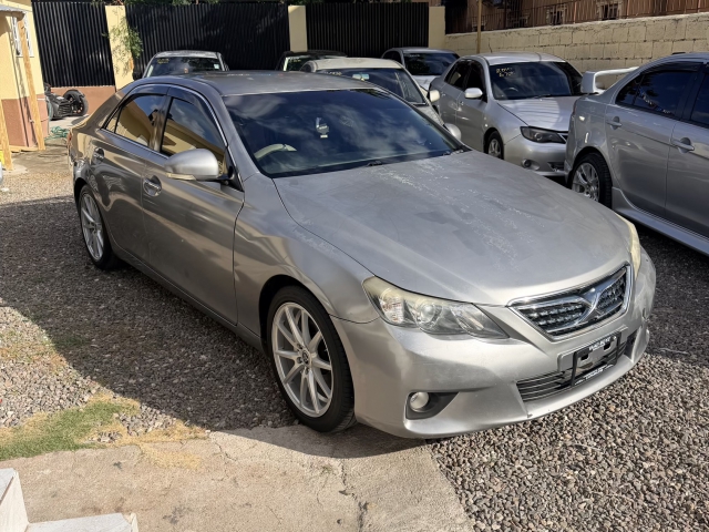 2010 Toyota Mark X for sale in Kingston / St. Andrew, Jamaica