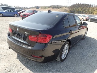 2014 BMW 320i