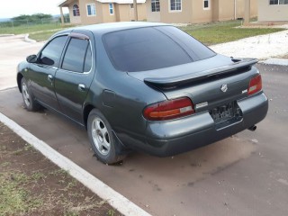 1993 Nissan Bluebird for sale in Kingston / St. Andrew, Jamaica
