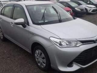 2017 Toyota Corolla Axio Hybrid for sale in Kingston / St. Andrew, Jamaica