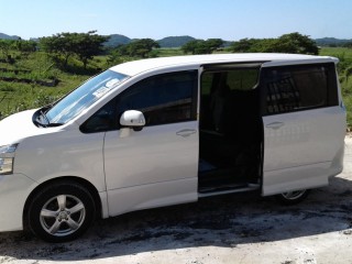 2013 Toyota Voxy for sale in Westmoreland, Jamaica