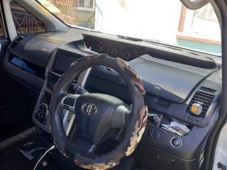 2013 Toyota Voxy for sale in St. James, Jamaica