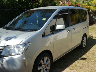 2012 Nissan Serena for sale in Kingston / St. Andrew, Jamaica