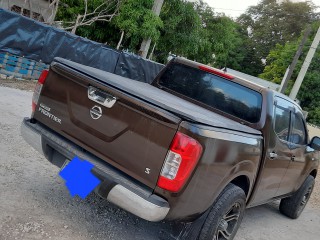 2017 Nissan FRONTIER