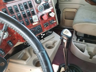 2004 Freightliner 5900i for sale in Clarendon, Jamaica