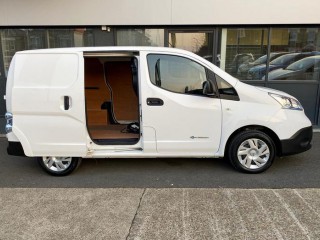 2017 Nissan Van