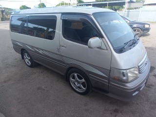 2002 Toyota Hiace Super Custom