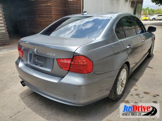 2010 BMW 325i