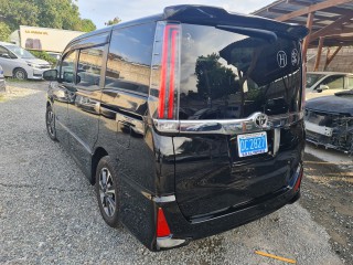 2018 Toyota Noah for sale in Kingston / St. Andrew, Jamaica