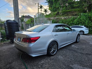 2014 Toyota Crown Athlete