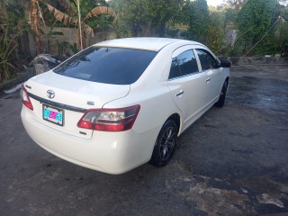 2012 Toyota Premio