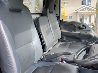 2010 Isuzu ELF for sale in Manchester, Jamaica