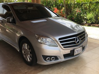 2012 Mercedes Benz R300 for sale in Kingston / St. Andrew, Jamaica