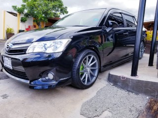 2014 Toyota Fielder