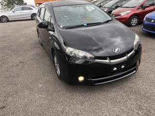 2011 Toyota Wish for sale in Manchester, Jamaica