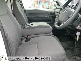2015 Toyota Regiusace