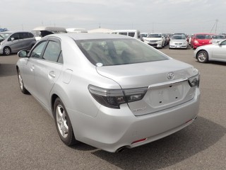 2017 Toyota Mark X