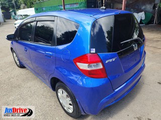 2011 Honda FIT