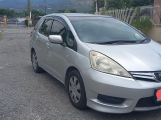 2012 Honda Honda fit shuttle for sale in Kingston / St. Andrew, Jamaica
