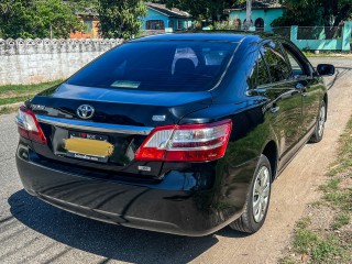 2011 Toyota Premio