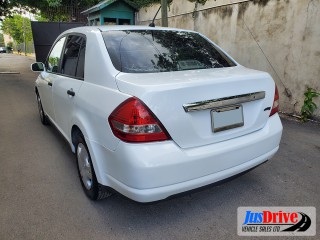 2009 Nissan TIIDA