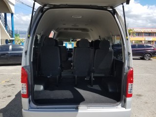 2016 Toyota HiAce Grand Cabin for sale in St. Catherine, Jamaica