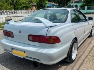 2000 Honda Integra