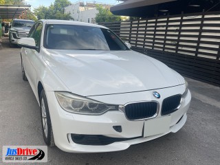 2012 BMW 320i