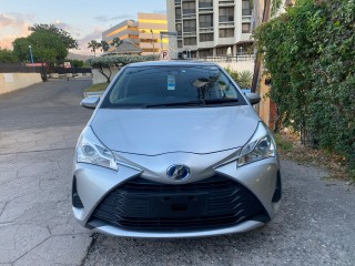 2017 Toyota Vitz Hybrid for sale in Kingston / St. Andrew, Jamaica