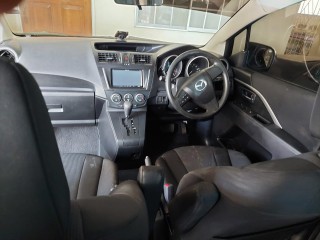 2016 Mazda Premacy