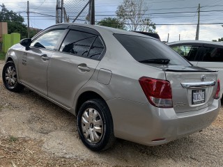 2013 Toyota COROLLA AXIO