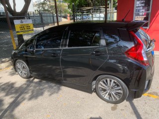 2016 Honda Fit Hybrid for sale in Kingston / St. Andrew, Jamaica