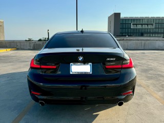 2021 BMW 330i
$6,950,000