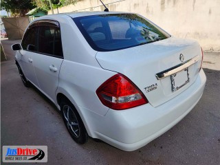 2009 Nissan TIIDA