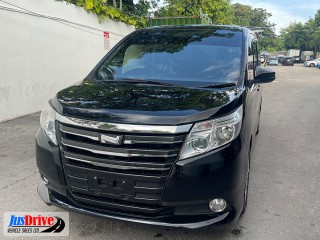 2015 Toyota NOAH for sale in Kingston / St. Andrew, Jamaica