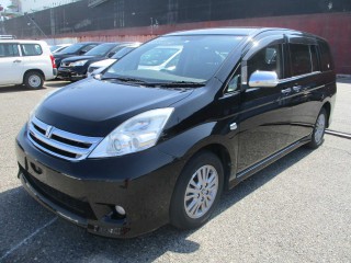 2011 Toyota Isis for sale in Manchester, Jamaica