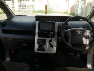 2012 Toyota Voxy for sale in St. Catherine, Jamaica