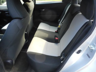 2013 Toyota yaris for sale in Outside Jamaica, Jamaica