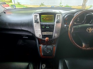 2005 Toyota Harrier