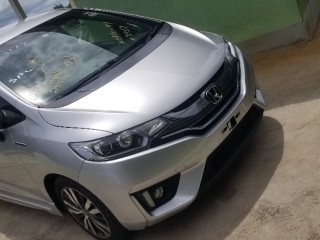 2013 Honda Fit hybrid for sale in Manchester, Jamaica