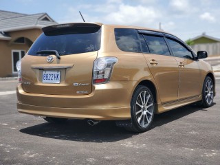 2011 Toyota Fielder