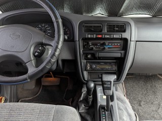 1994 Nissan Nissan Pathfinder