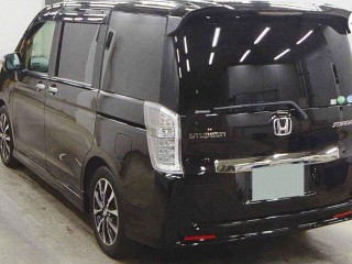 2014 Toyota Stepwagon Spada 
$2,680,000