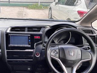 2017 Honda FIT HYBRID