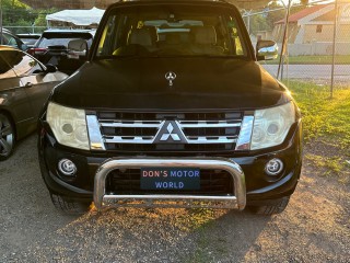 2012 Mitsubishi Pajero