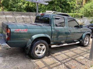 2000 Nissan Frontier for sale in Kingston / St. Andrew, Jamaica