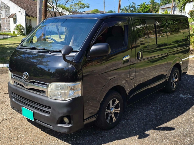 2013 Toyota Hiace Super GL for sale in Kingston / St. Andrew, Jamaica