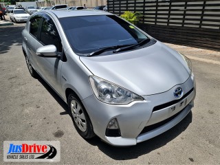 2014 Toyota Aqua for sale in Kingston / St. Andrew, Jamaica